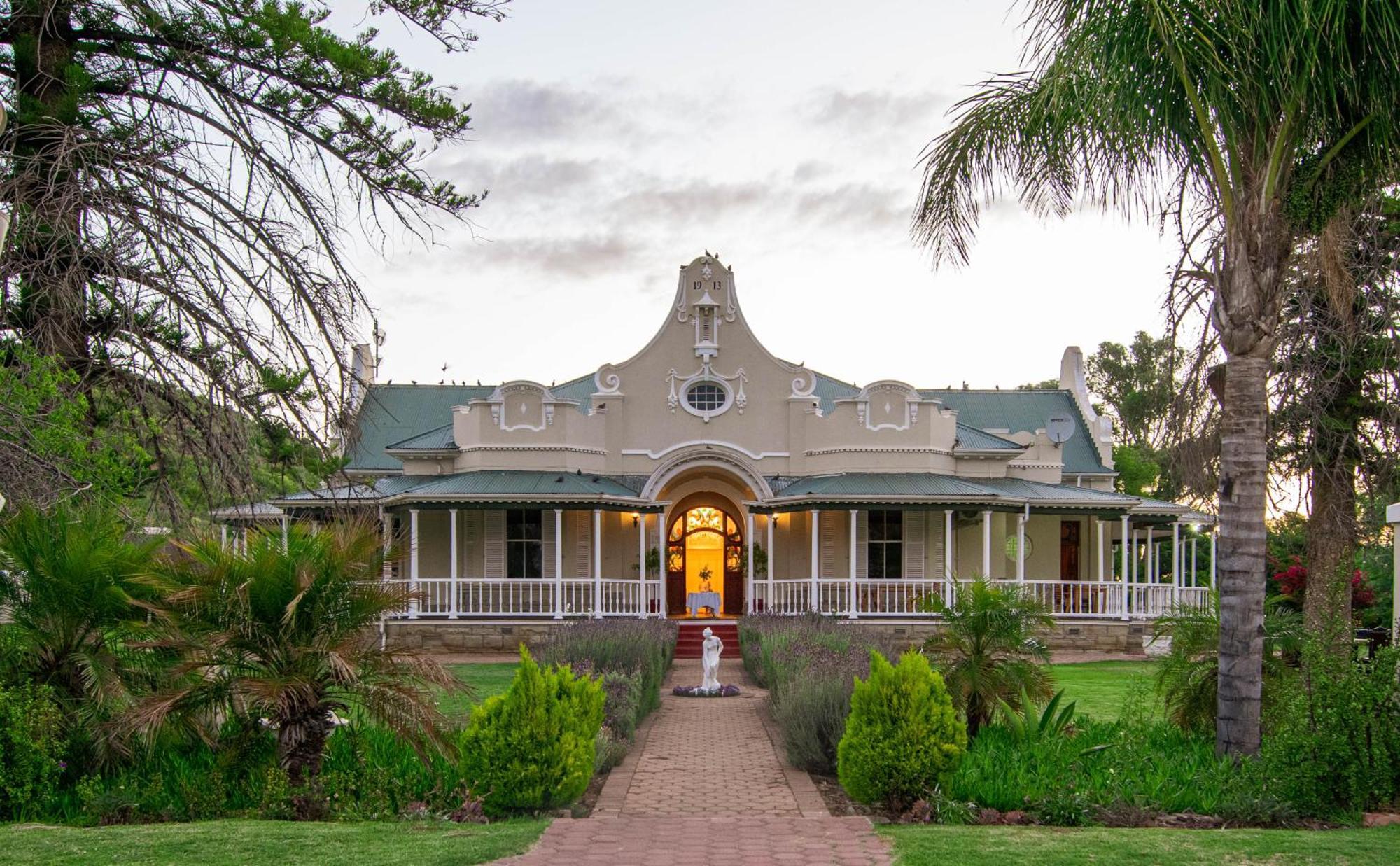 Bakenskraal Ostrich Palace Oudtshoorn Esterno foto